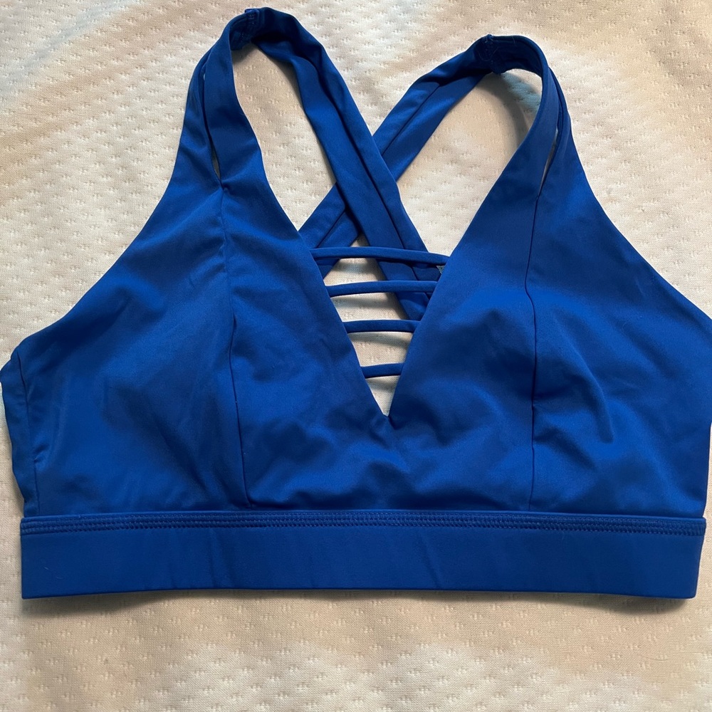 Born Primitive size small sports bra